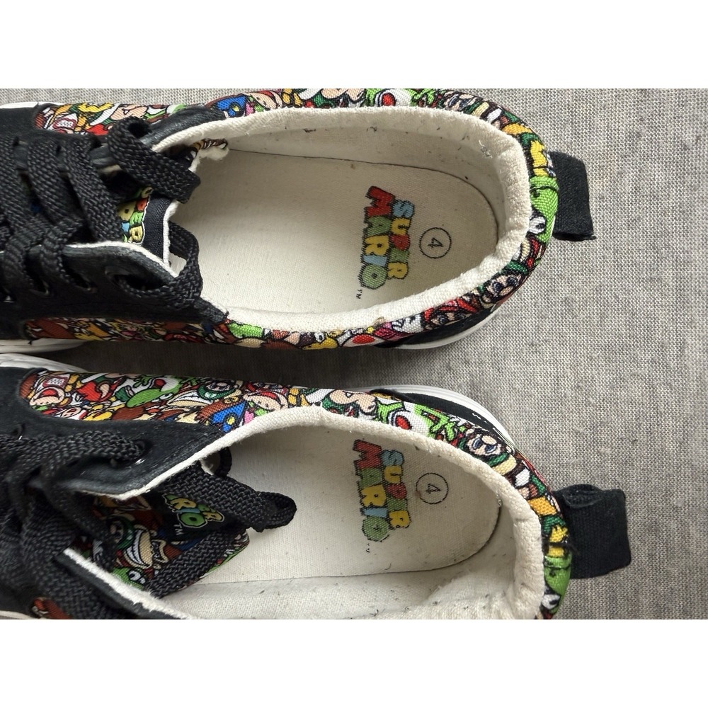 Super Mario Bros Sneakers Canvas Shoes Size 4 Boys Ground Up 2022 Multicolor Blk - Picture 9 of 10